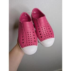 Native Jefferson Kids Shoes Size C7 Pink New with tags